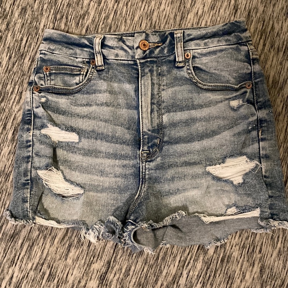 American Eagle - size 8 curvy super hi-rise shortie